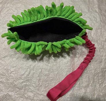 Preview: Mop Futterdummy grün mit Bungee pink